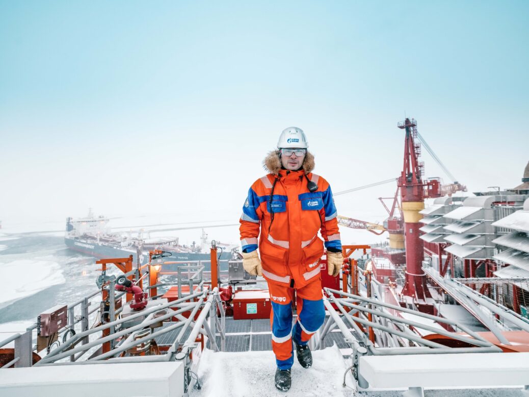 Novatek, Gazprom Neft Create JV For Arctic Offshore Operations