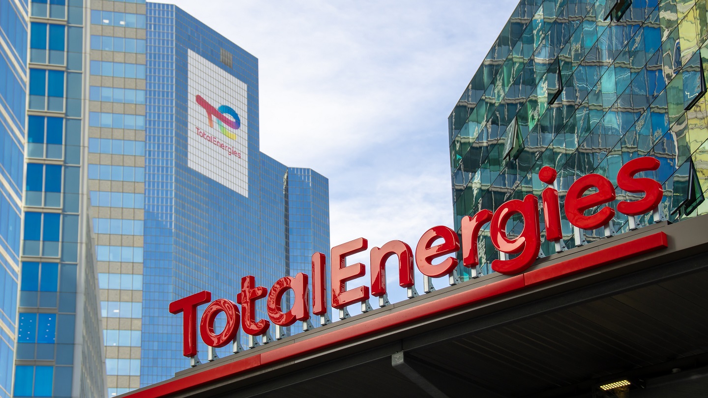 TotalEnergies Signs Long Term LNG Supply Deal With Sembcorp