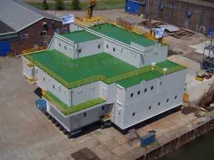 Holland Shipyards has delivered at 32-person accomodation unit to Keppel Verolme.