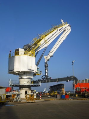 Dalian shipyard